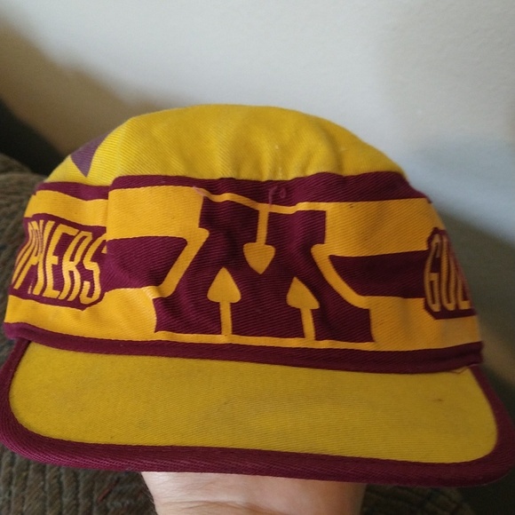 genuine crowd cap Other - Vintage University of Minnesota Golden Gophers Cap